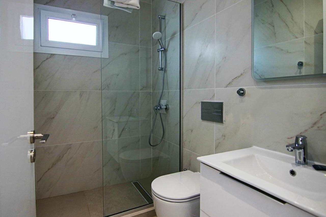 Phaedrus Living: Seaview Luxury Flat Limnaria 114 Appartement Paphos Buitenkant foto